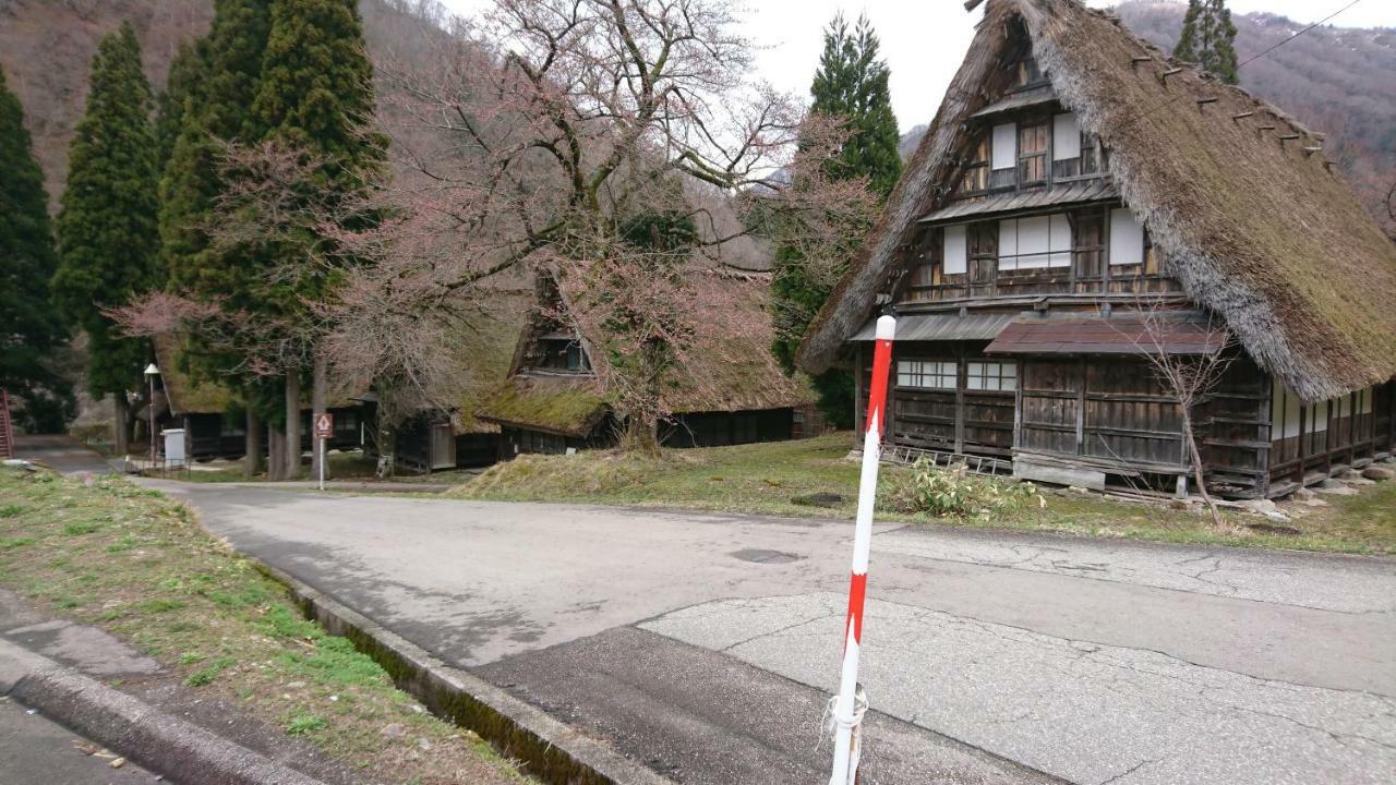 Отель Gokayama Gassho No Sato Nanto Экстерьер фото